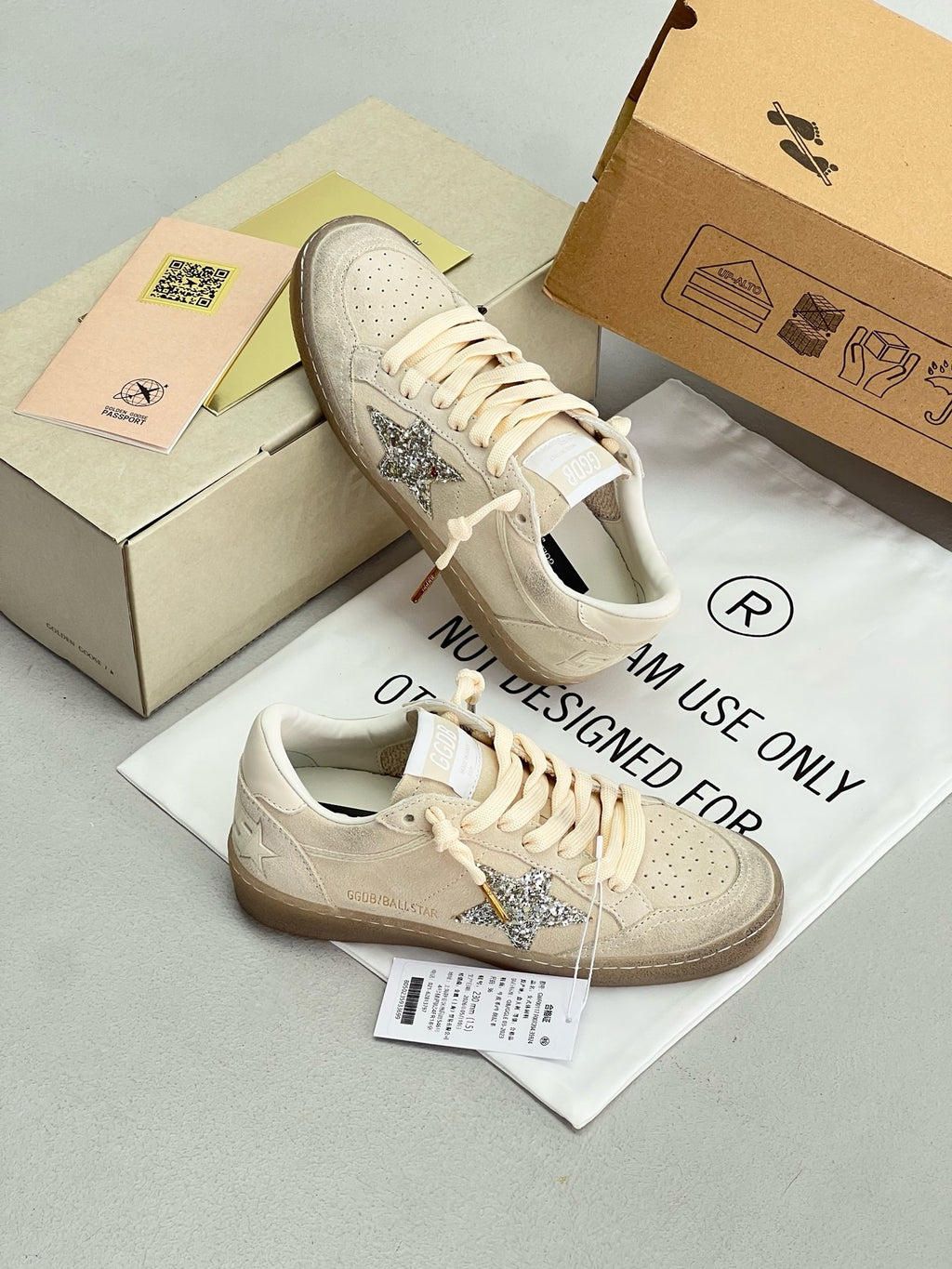 G.G Sneaker 106