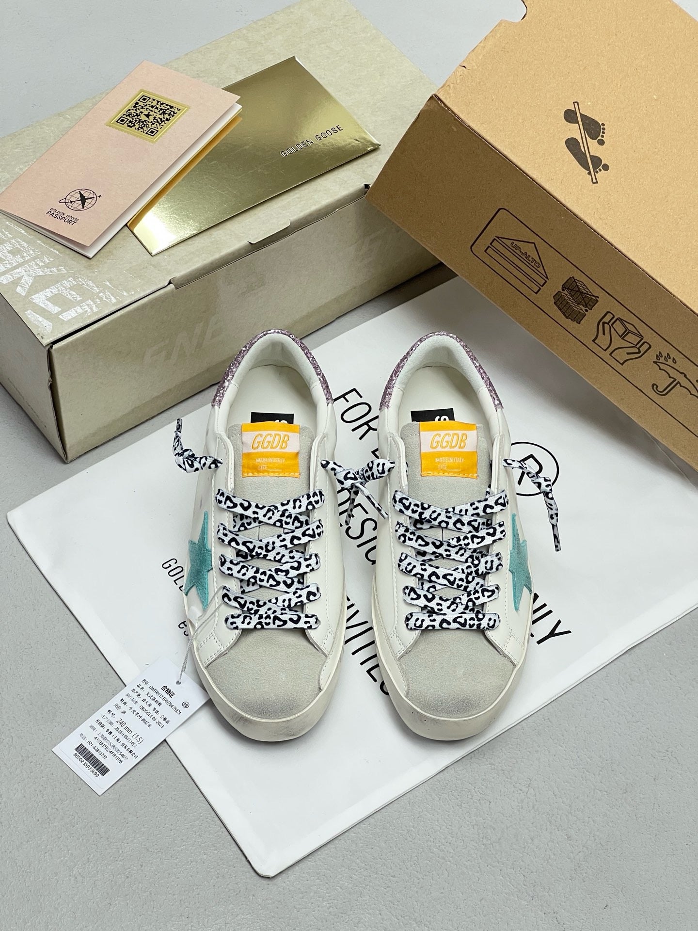 G.G Sneaker 111