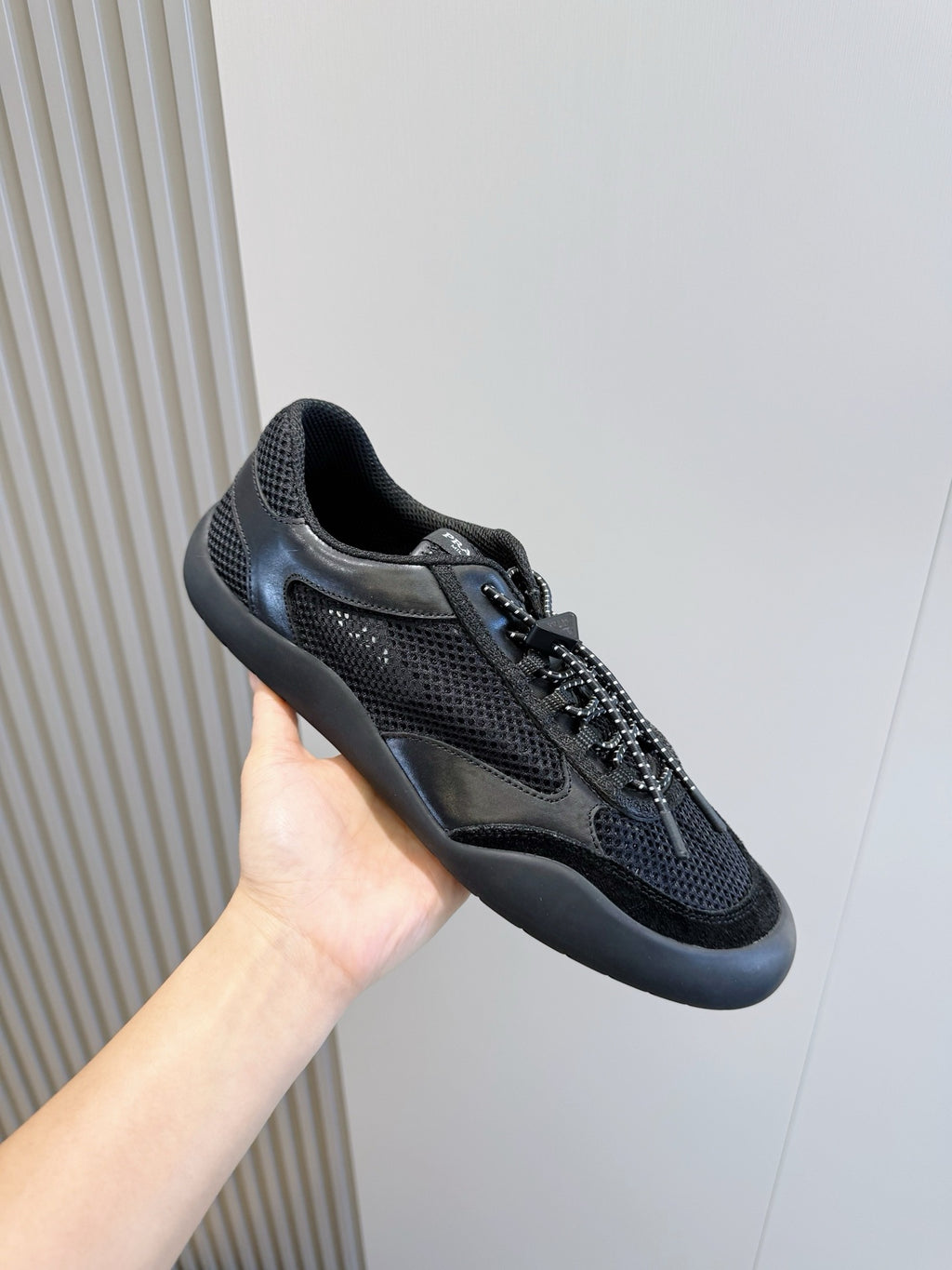 Sneaker 121
