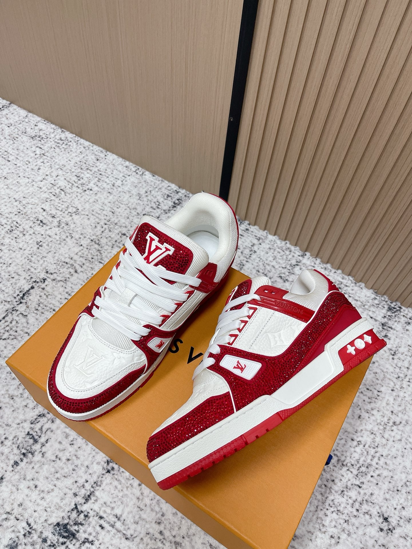 Trainer Sneaker 108