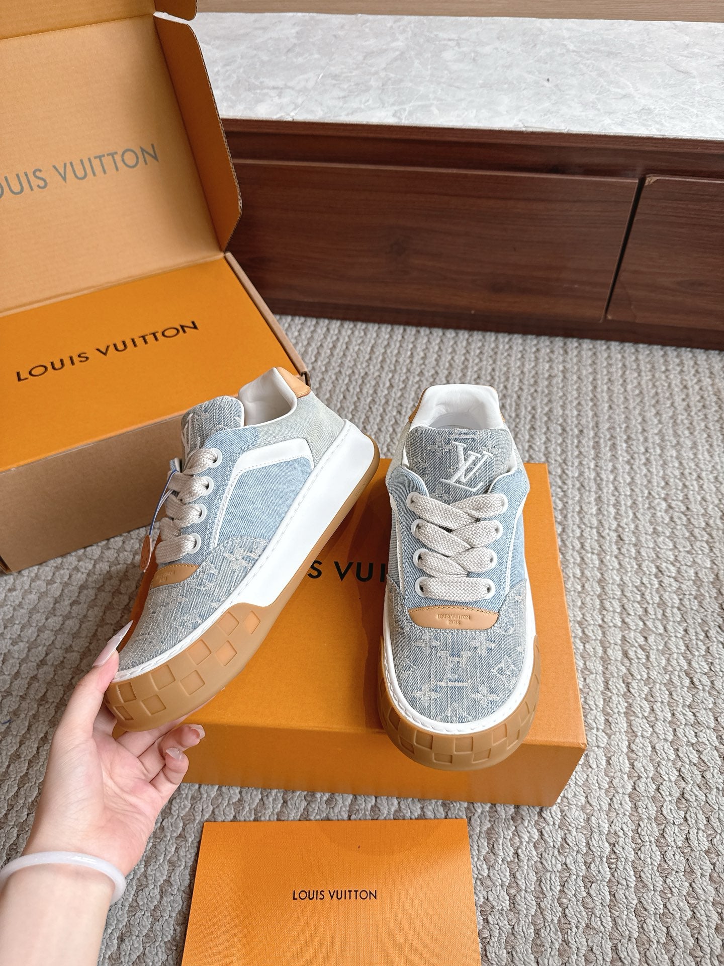 Trainer Sneaker 107