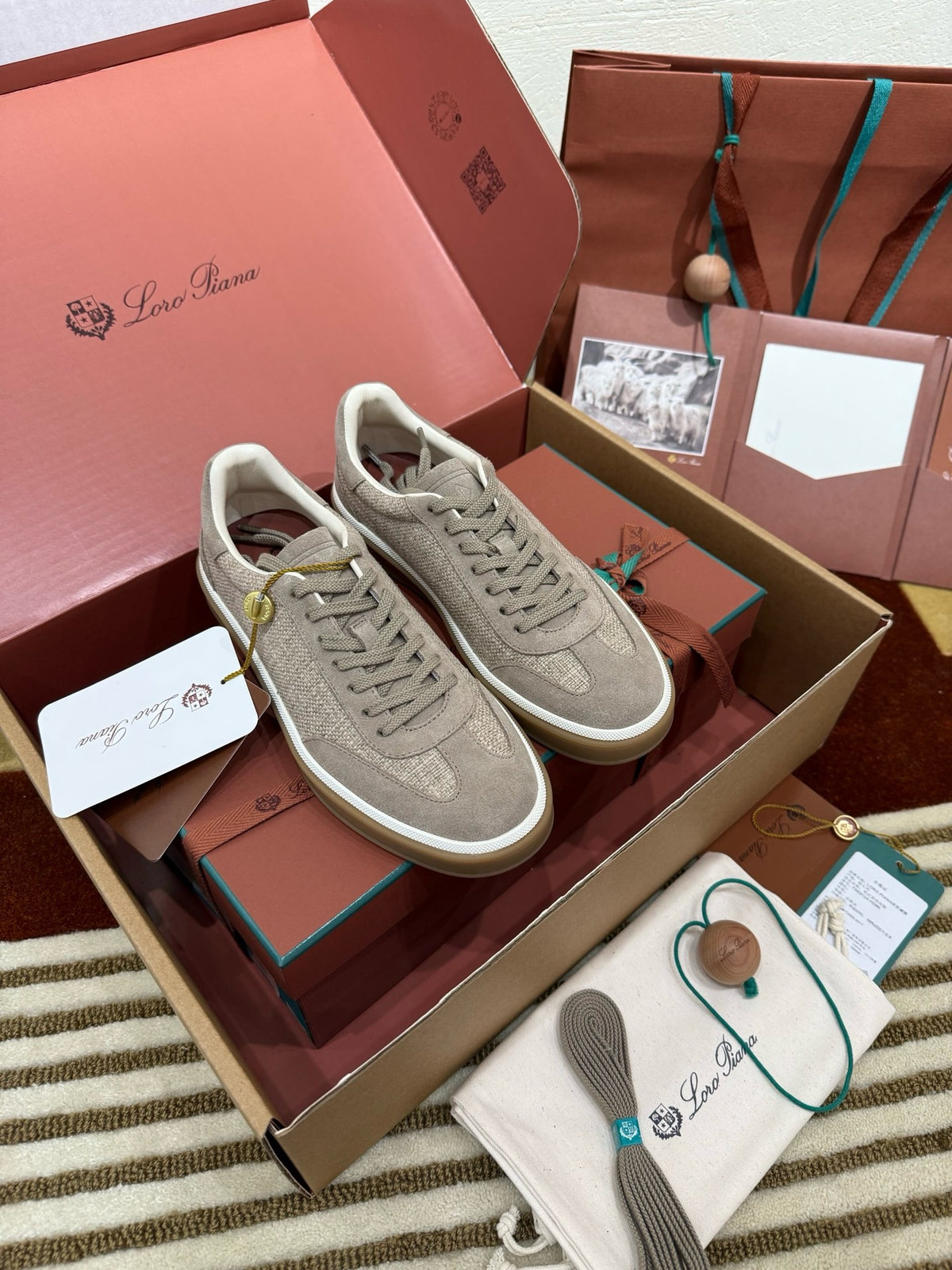 Tennis Walk shoe