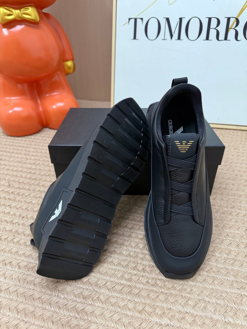SUEDE TRIPLE STITCH™ MONTE SNEAKERS