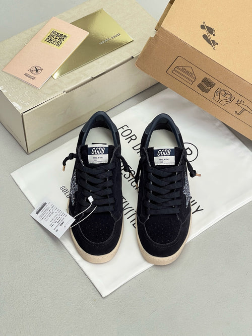 G.G Sneaker 105
