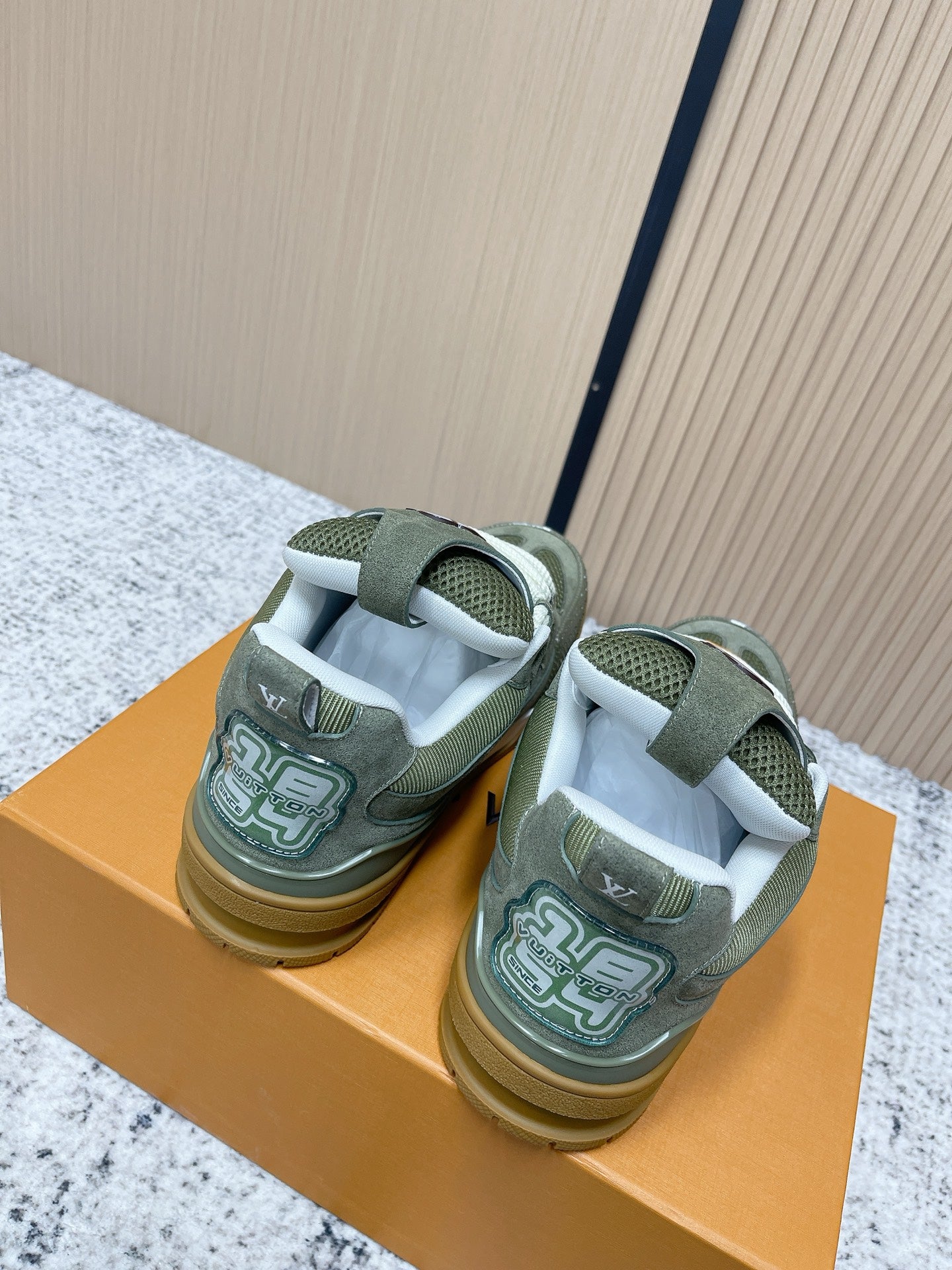 Trainer Sneaker 110