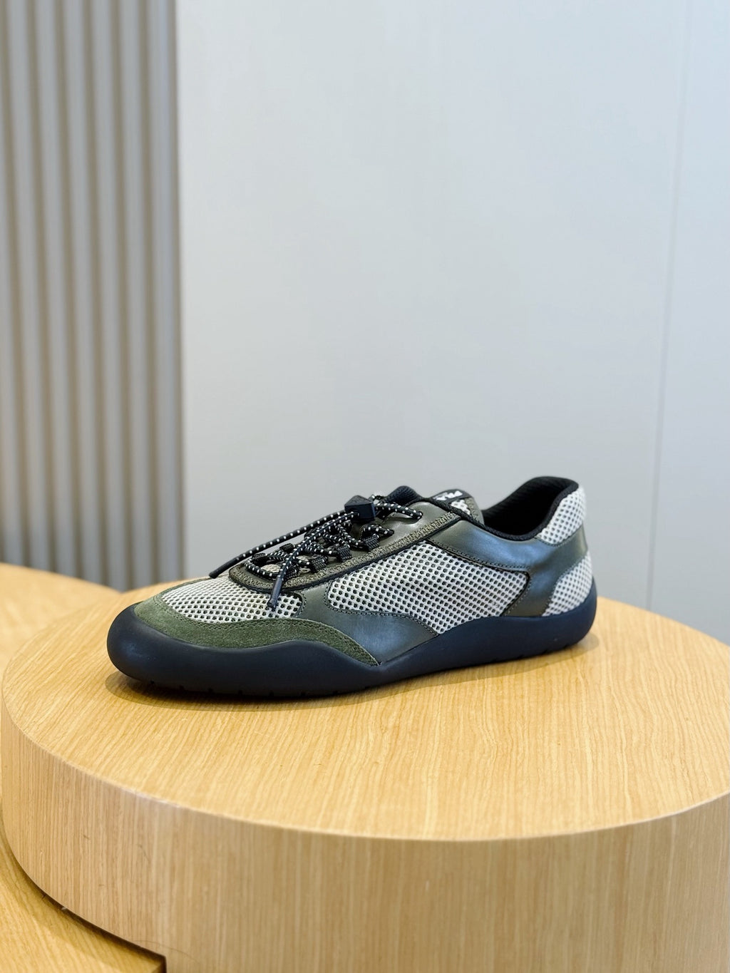 Sneaker 121