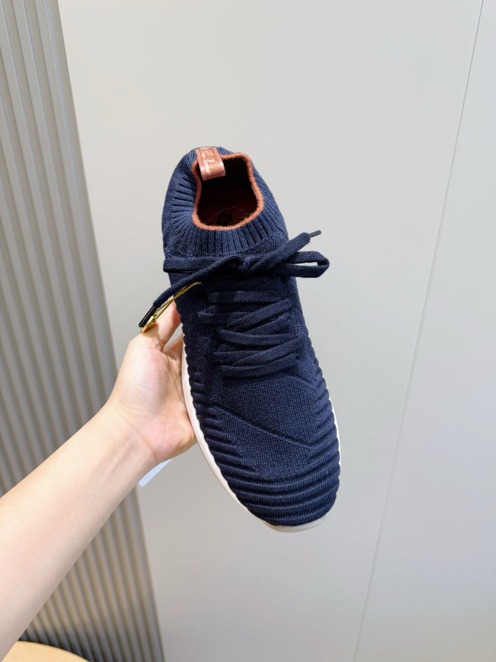 Flexy Walk Sneaker