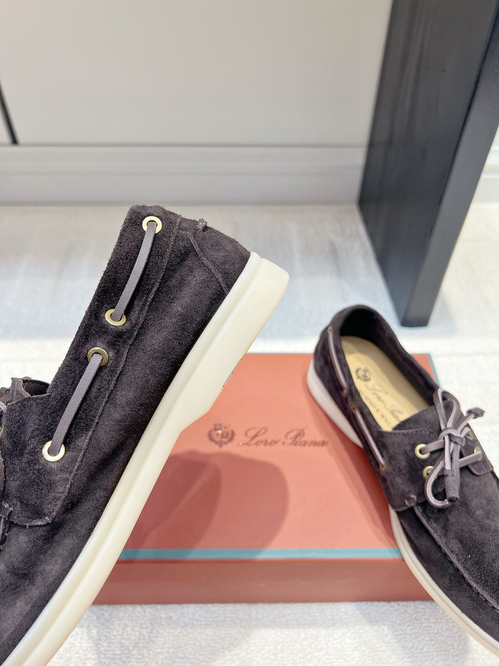 Classic Suede Boat Loafers – Casual Lace-Up Deck Shoes