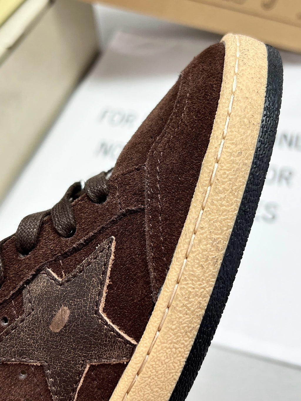 G.G Sneaker 109
