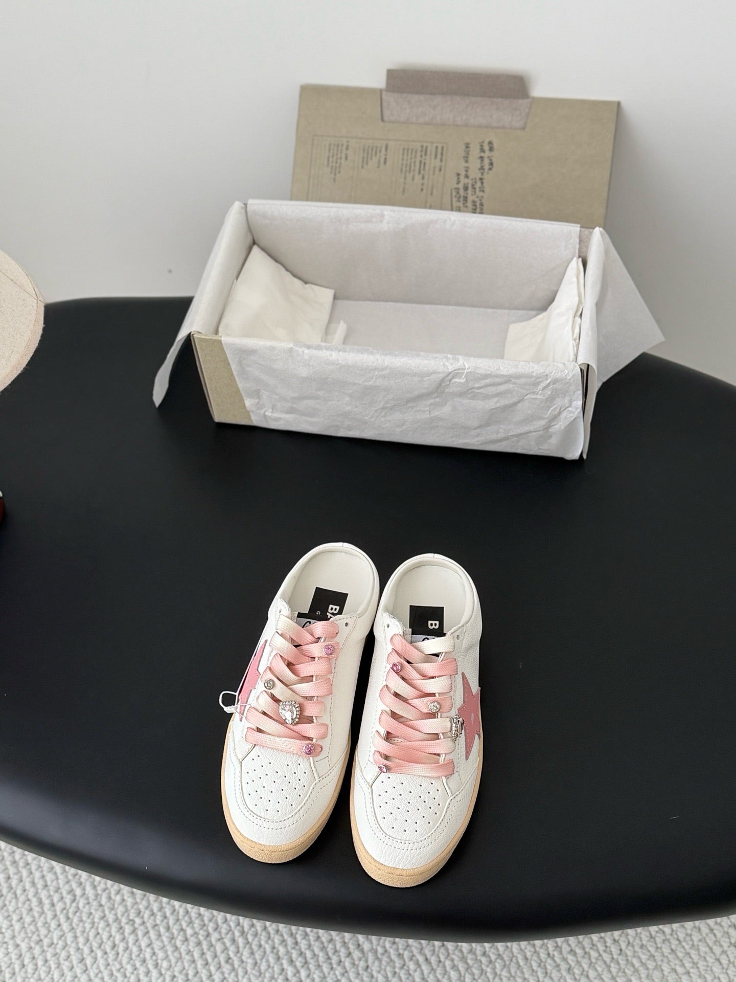 G.G Sneaker 112