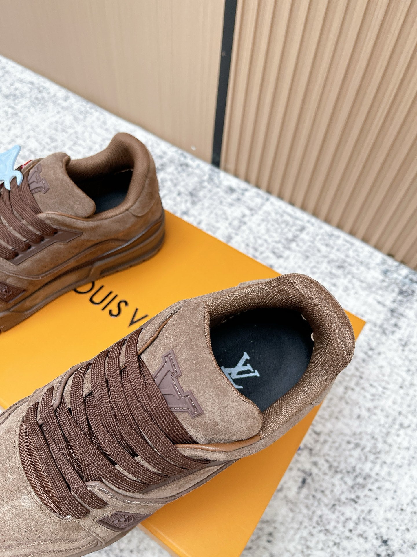 Trainer Sneaker 111