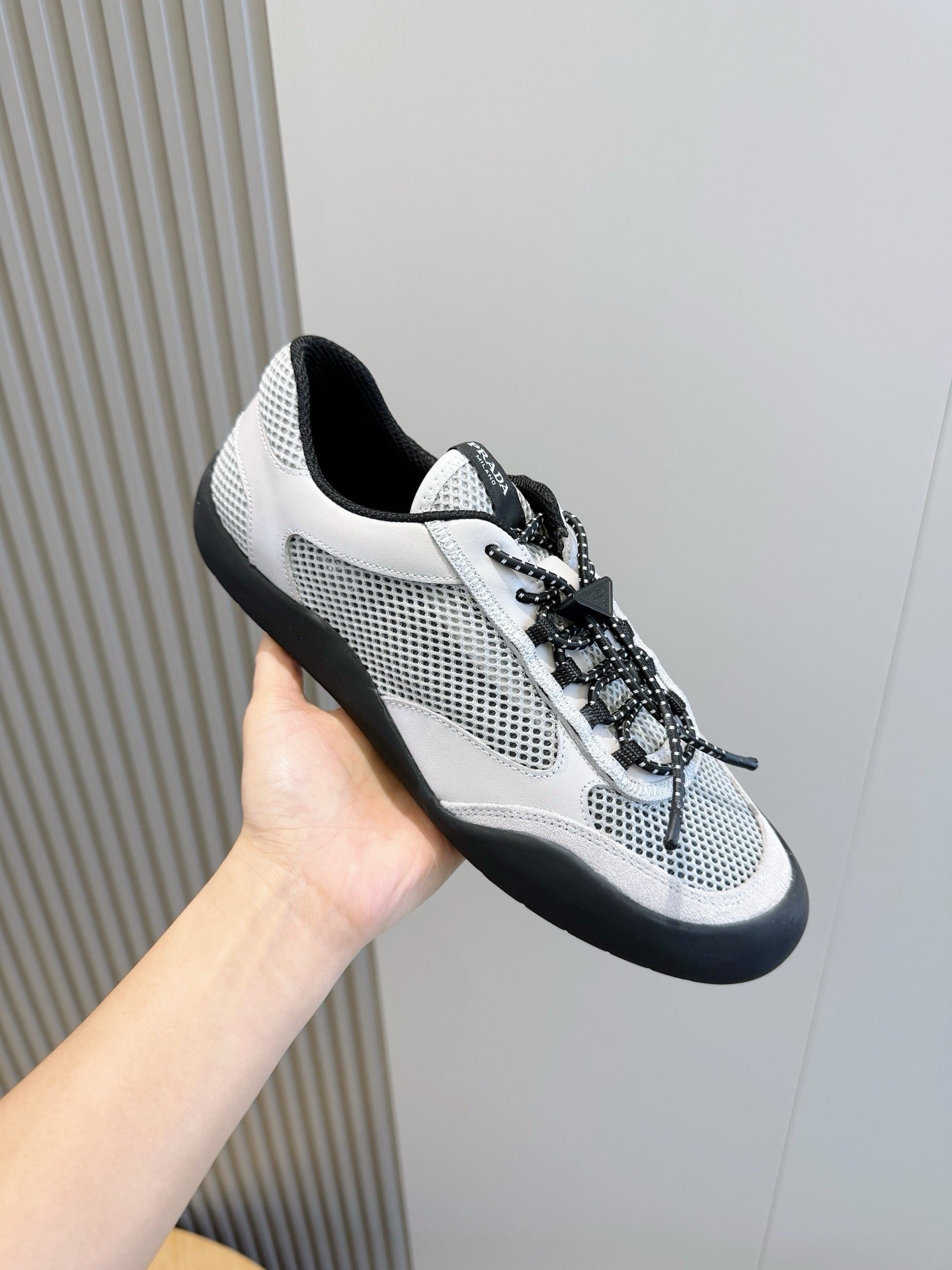 Sneaker 121