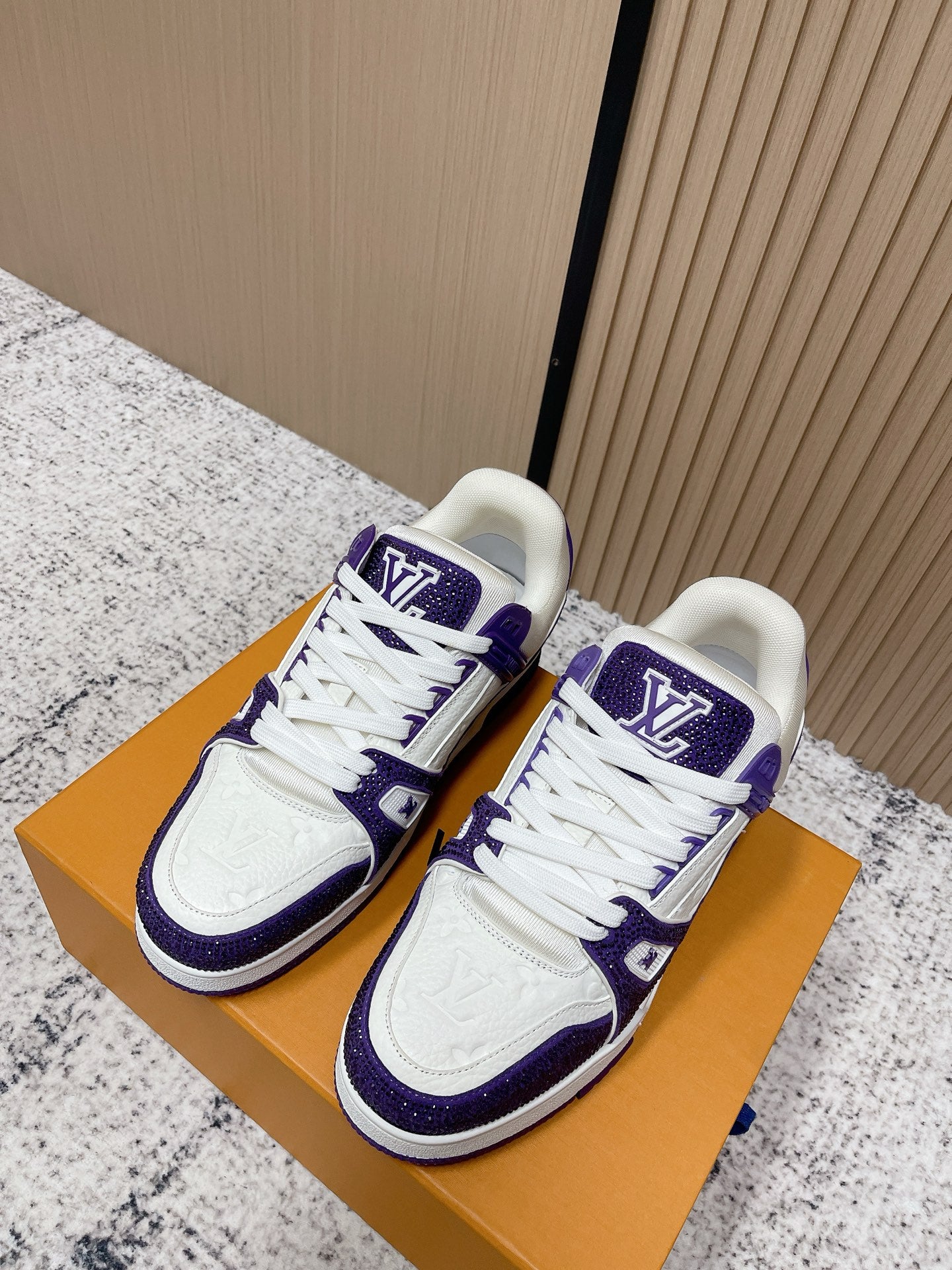 Trainer Sneaker 108