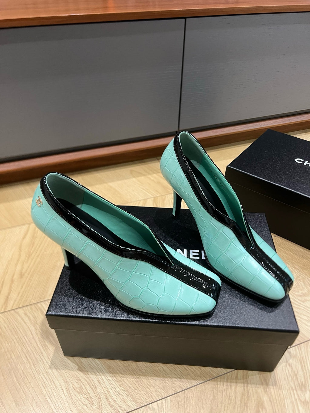 Lambskin & Patent Calfskin