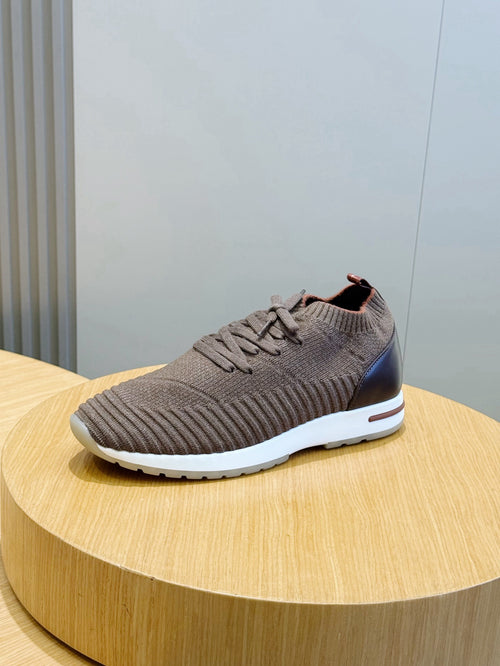 Flexy Walk Sneaker