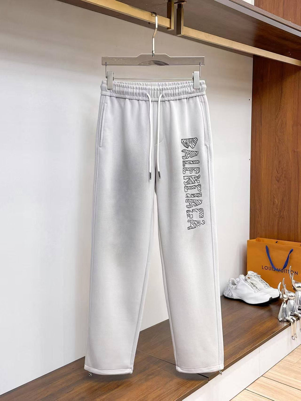 Sweatpant 102