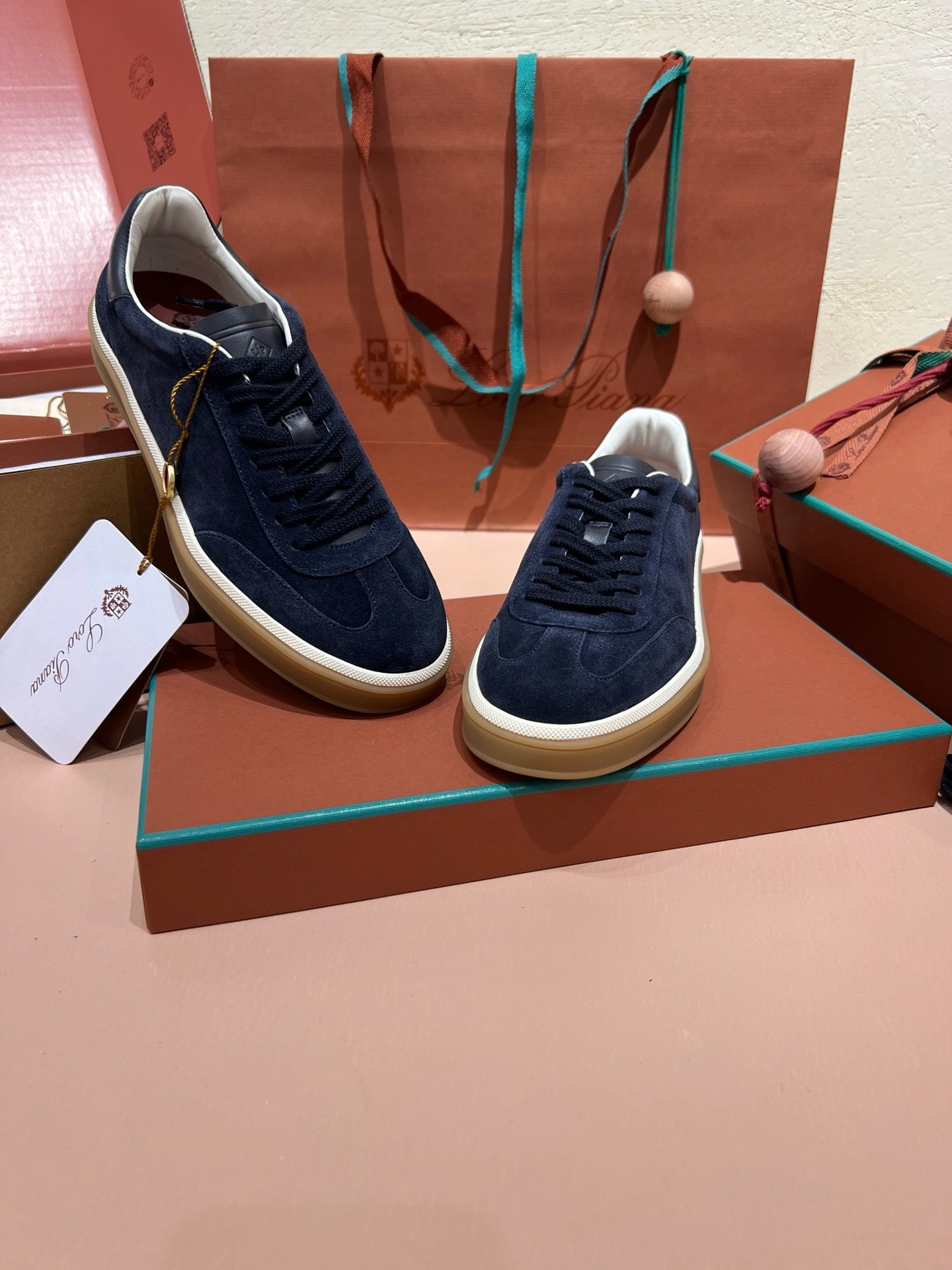 Tennis Walk shoe
