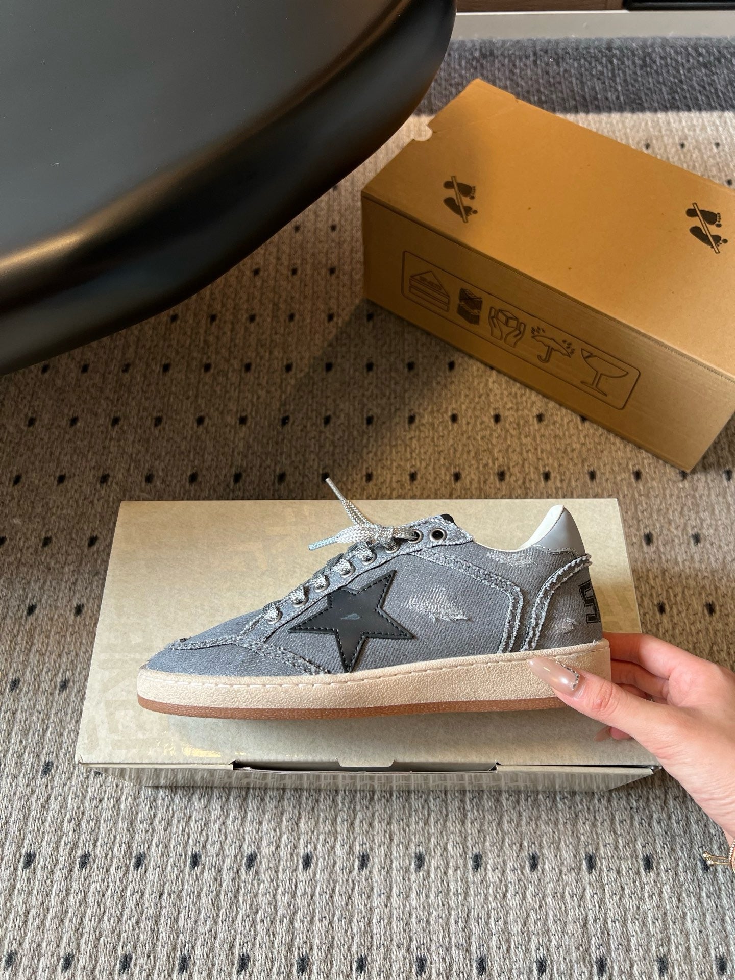 G.G Sneaker 103