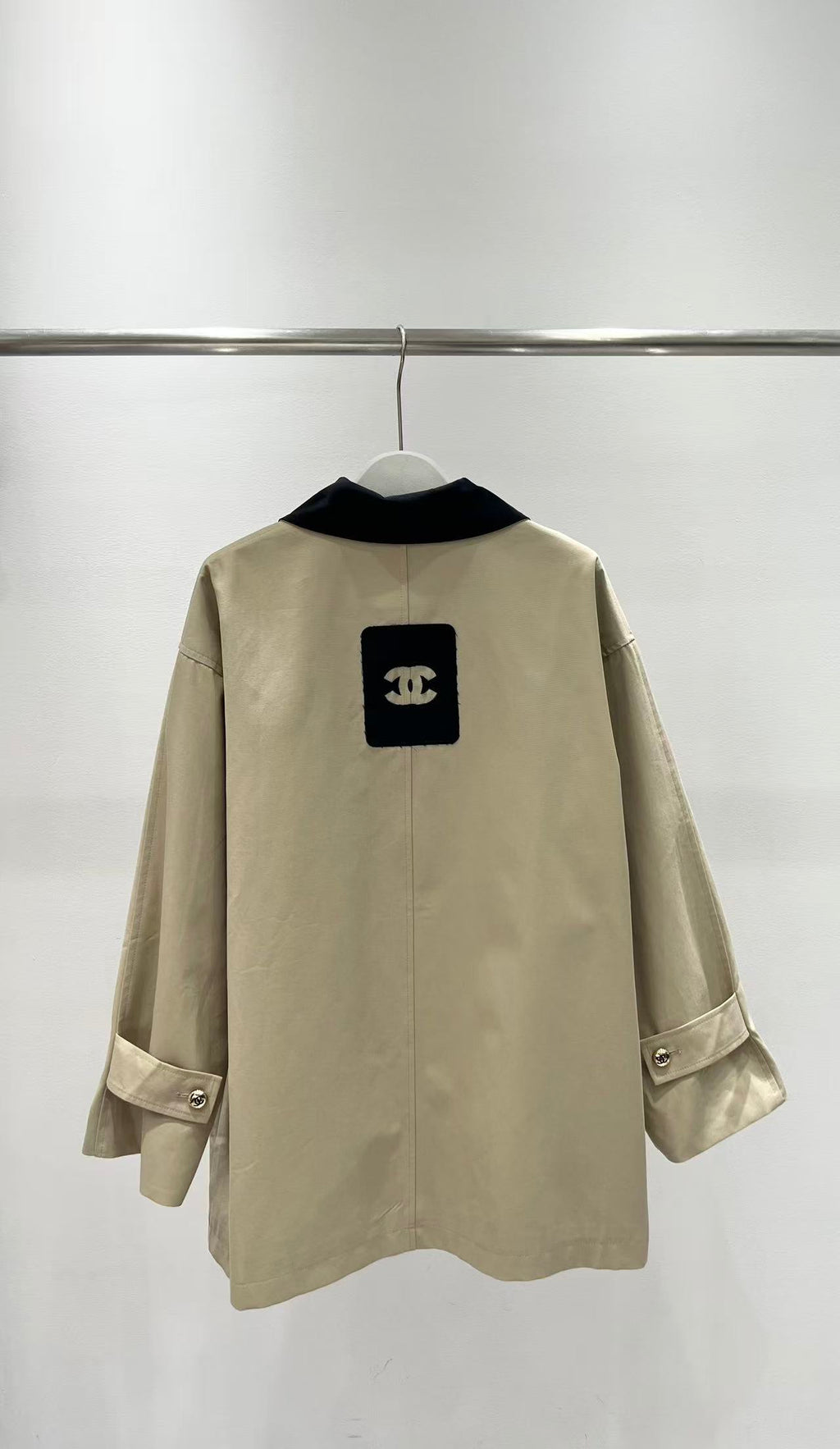 Corduroy-collar utility jacket