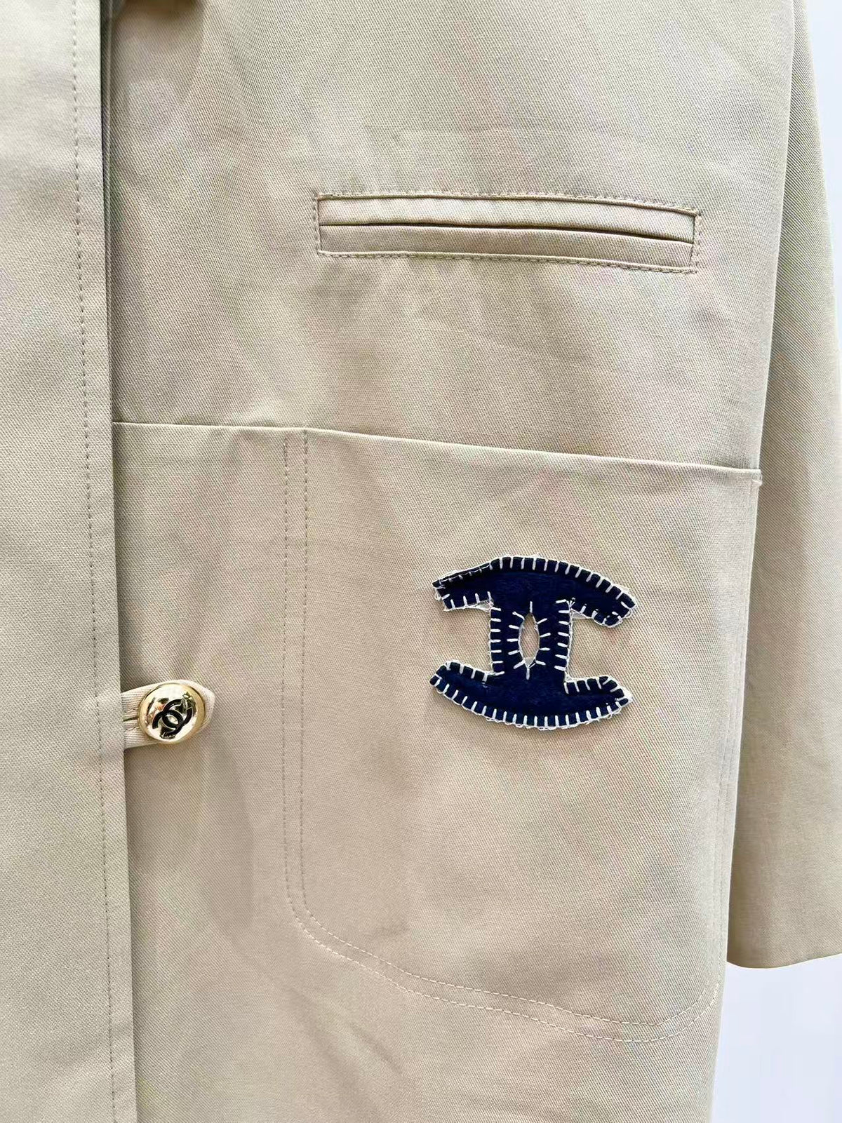 Corduroy-collar utility jacket
