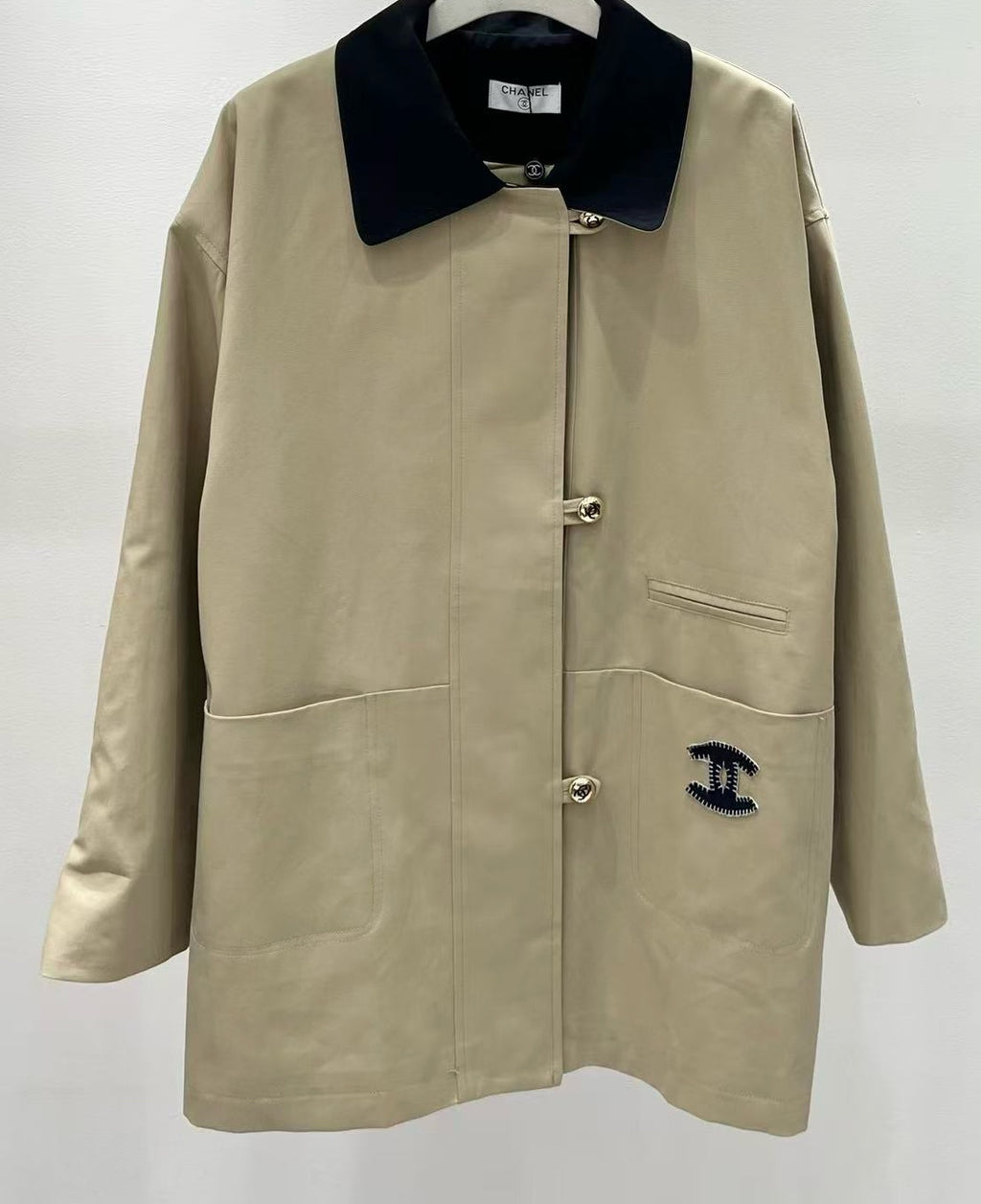Corduroy-collar utility jacket