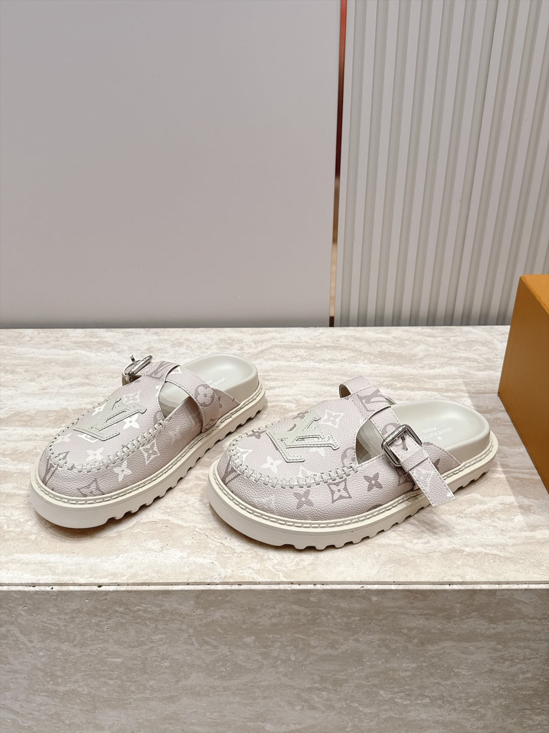 Cosy Flat Comfort Clog