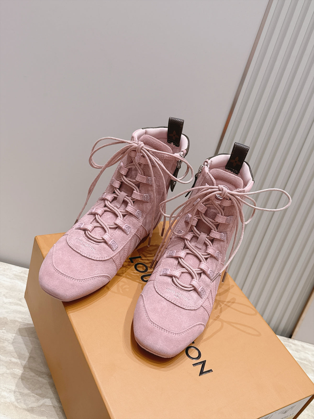Sneakerina Ankle Boot