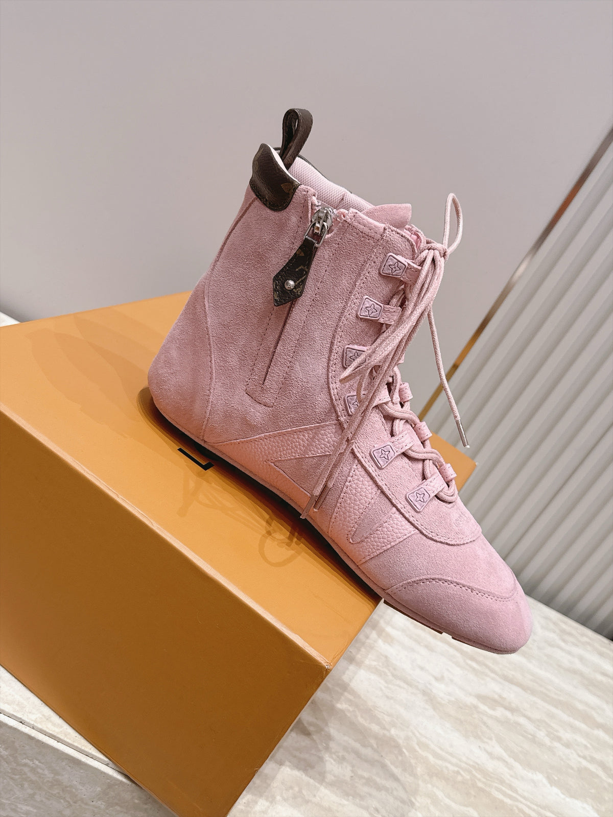 Sneakerina Ankle Boot