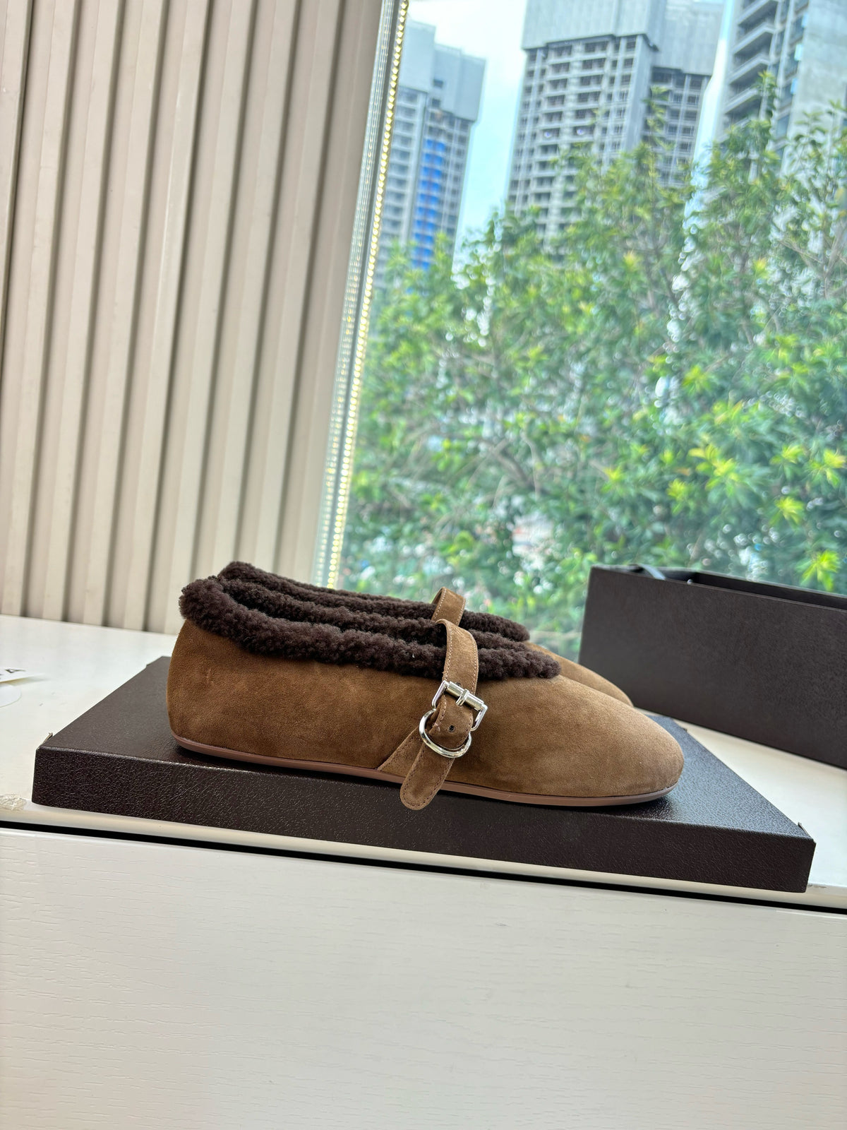 BALLET FLATS IN MERINO SHEARLING