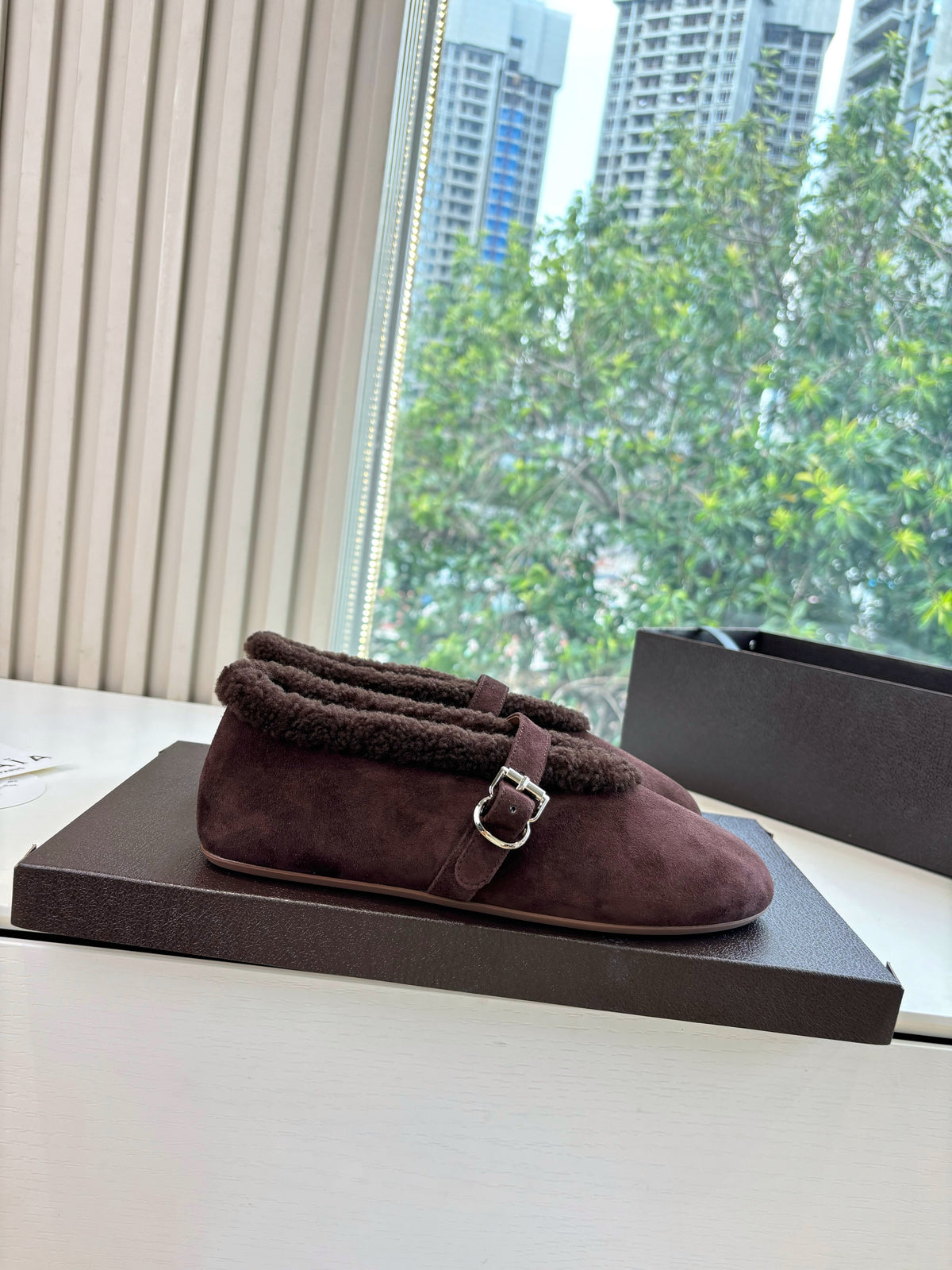 BALLET FLATS IN MERINO SHEARLING