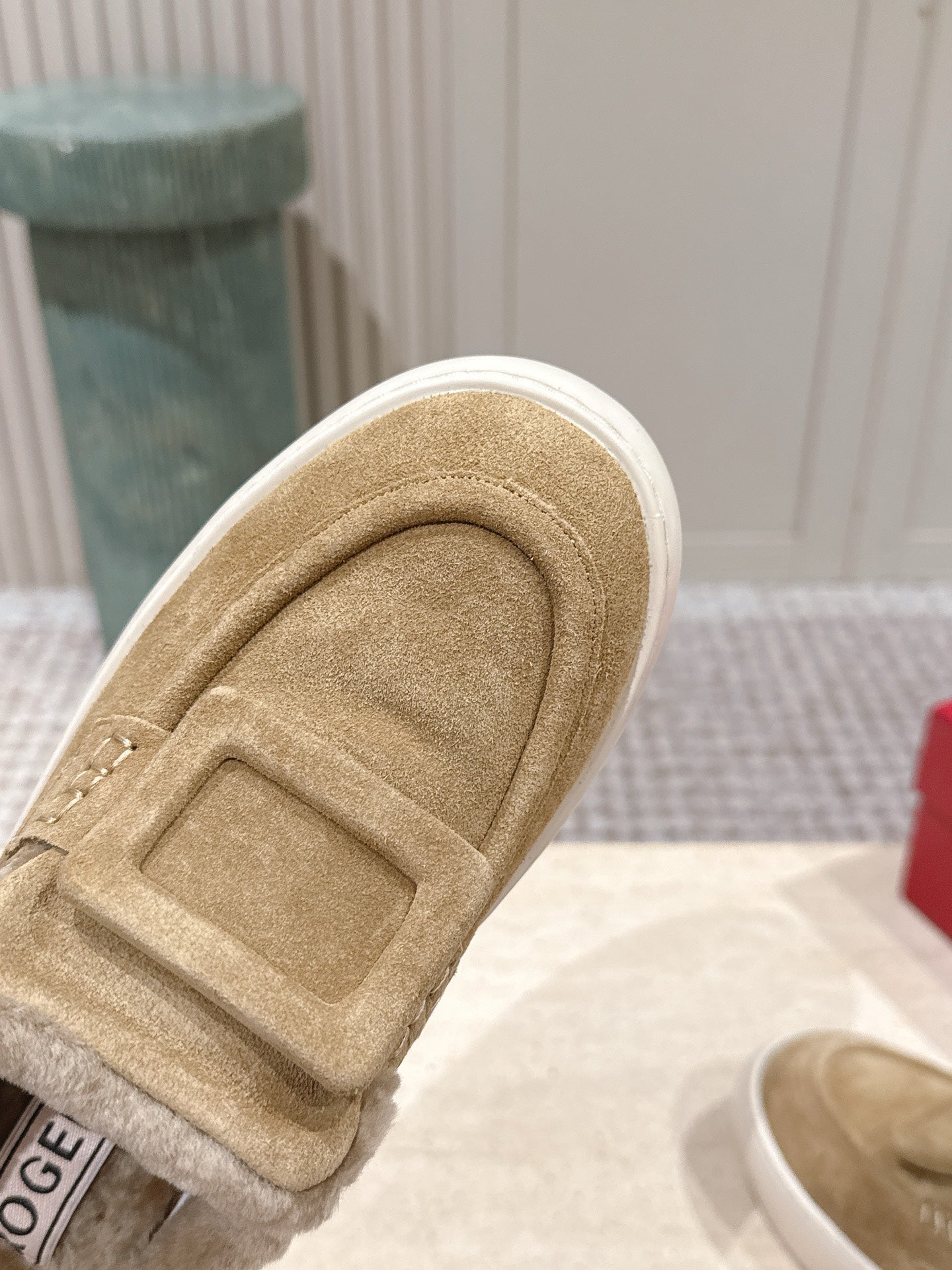 Viv' Up Mules in suede