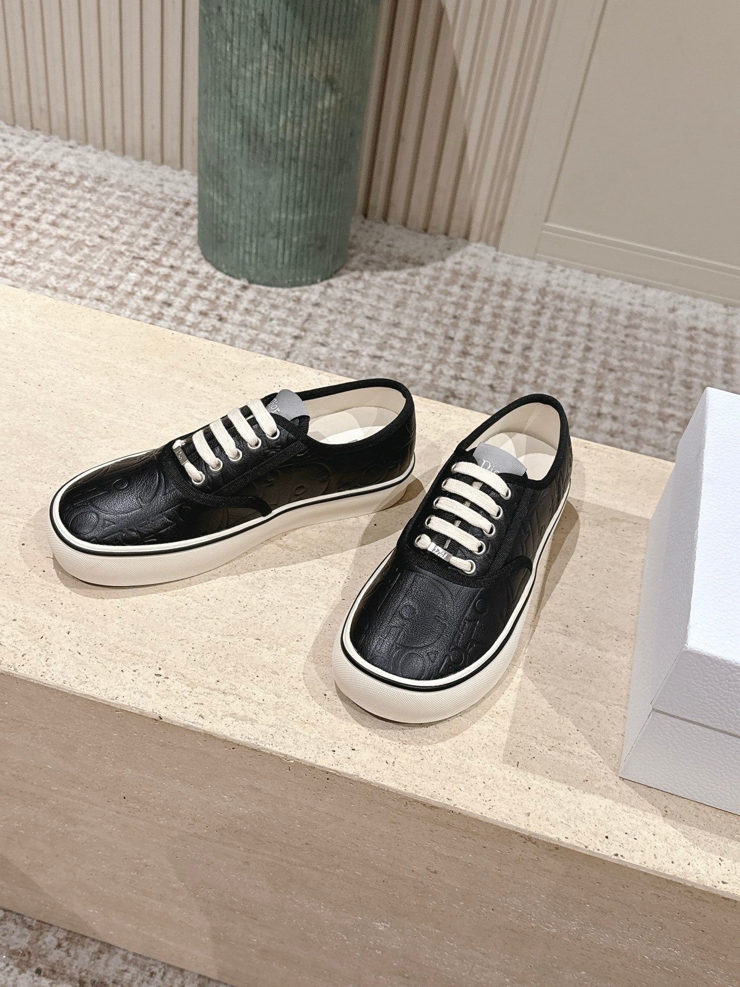 Saltwind Sneaker