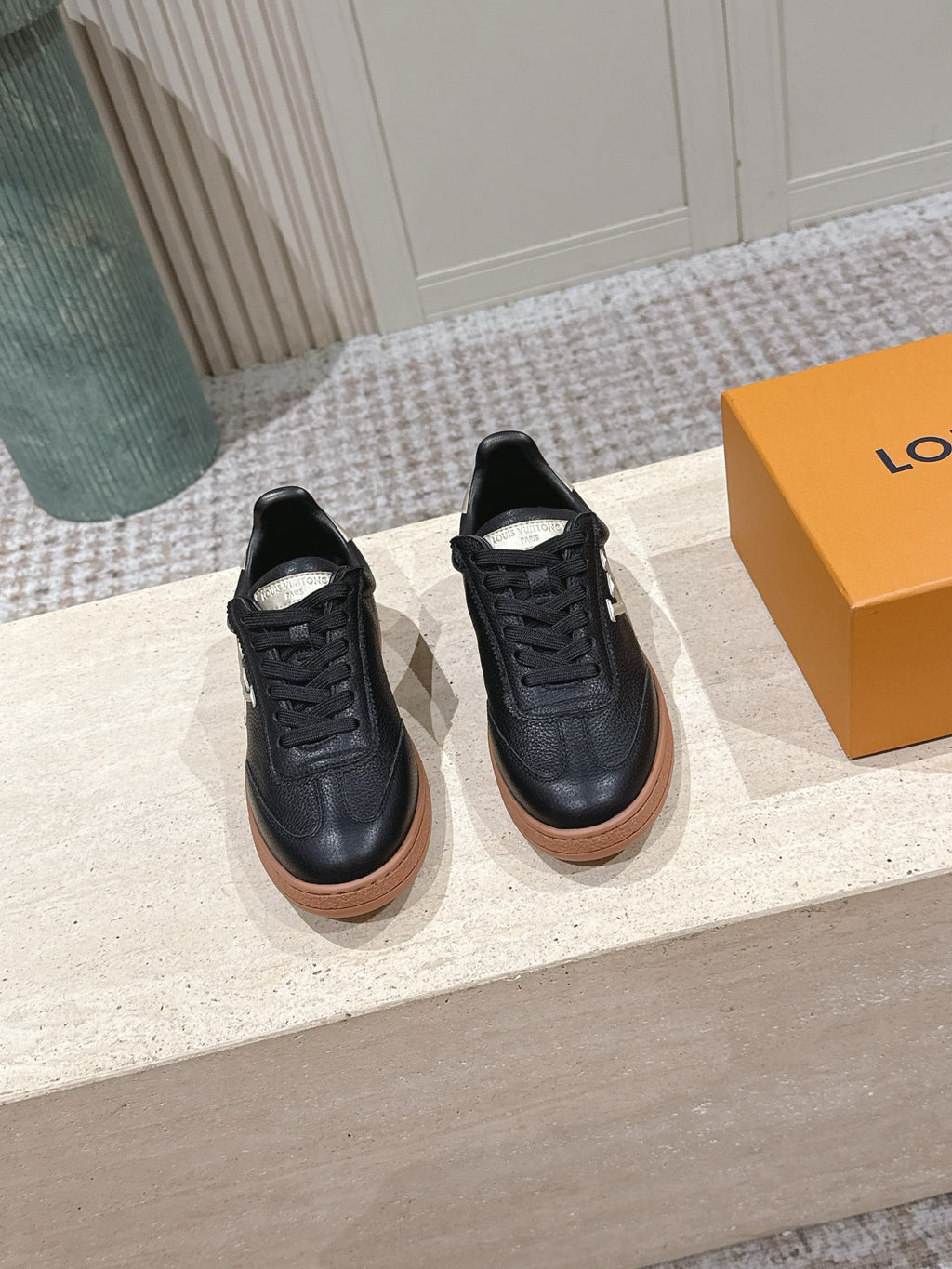 Frontrow Sneaker