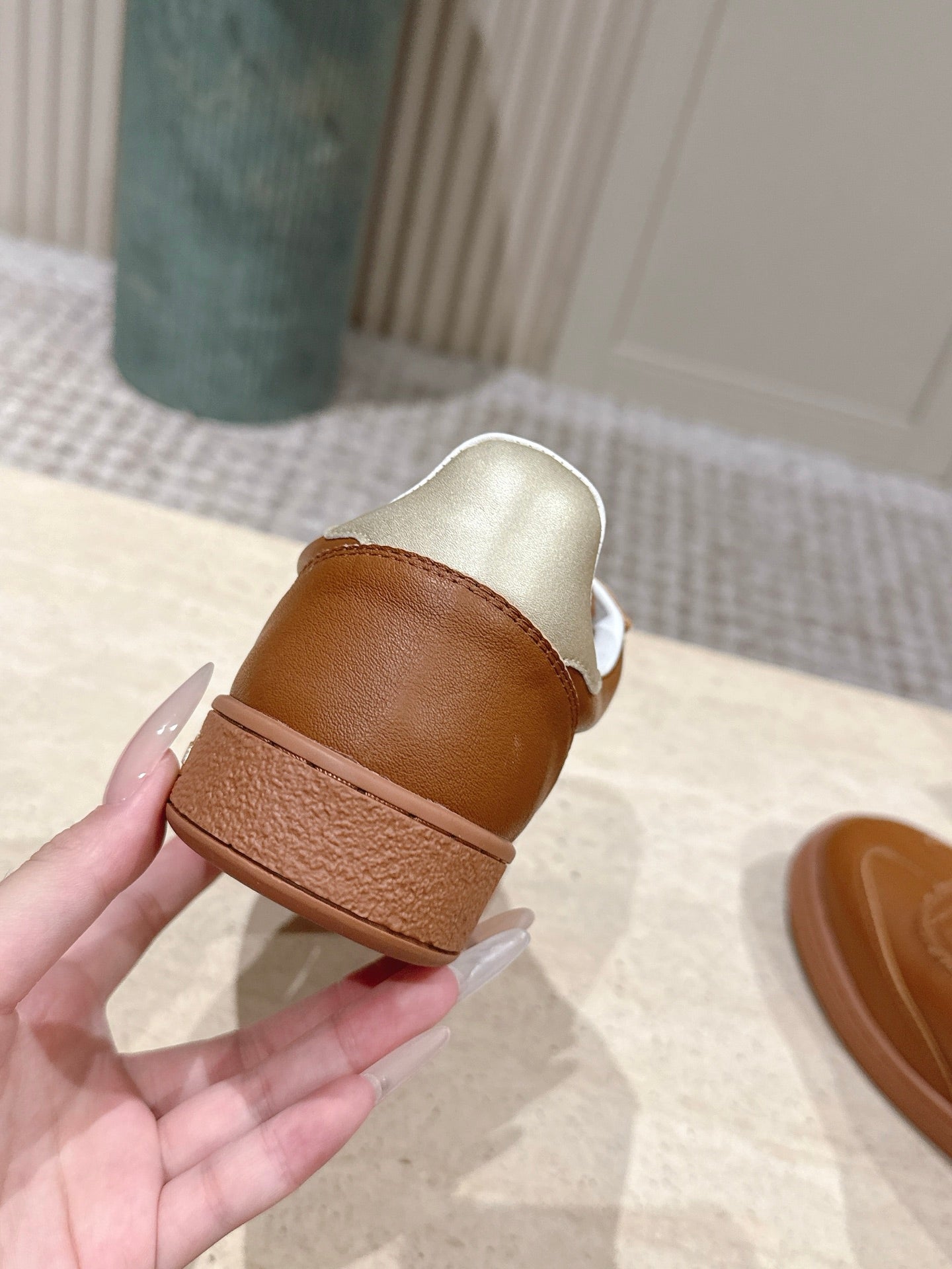 Frontrow Sneaker