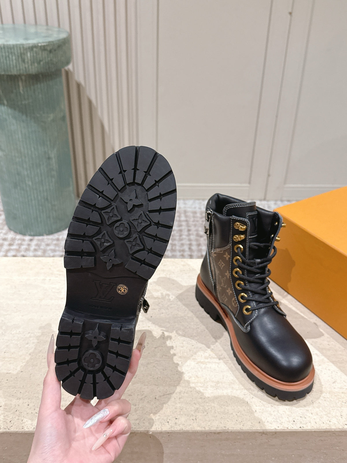 Women Boot Ranger