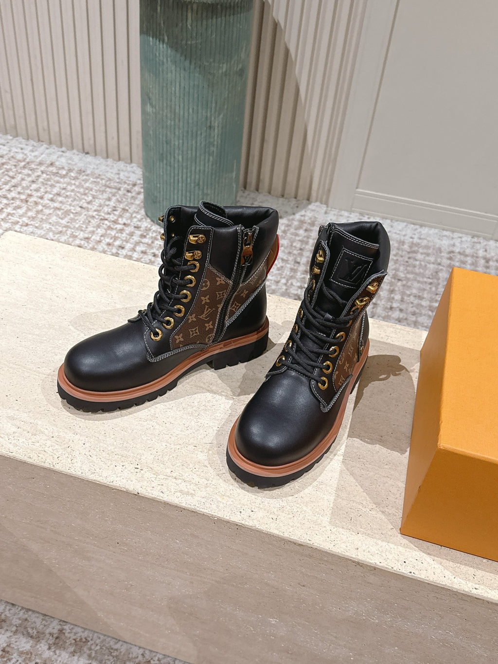 Women Boot Ranger