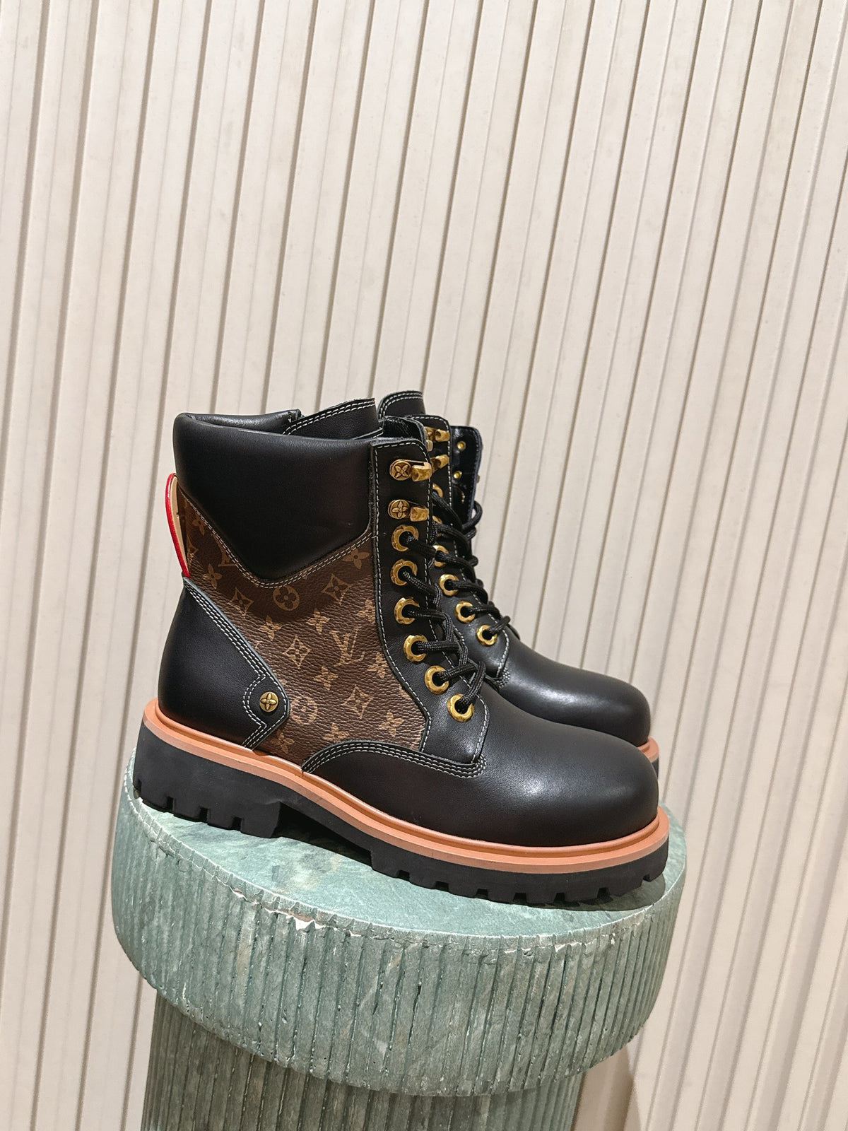 Women Boot Ranger
