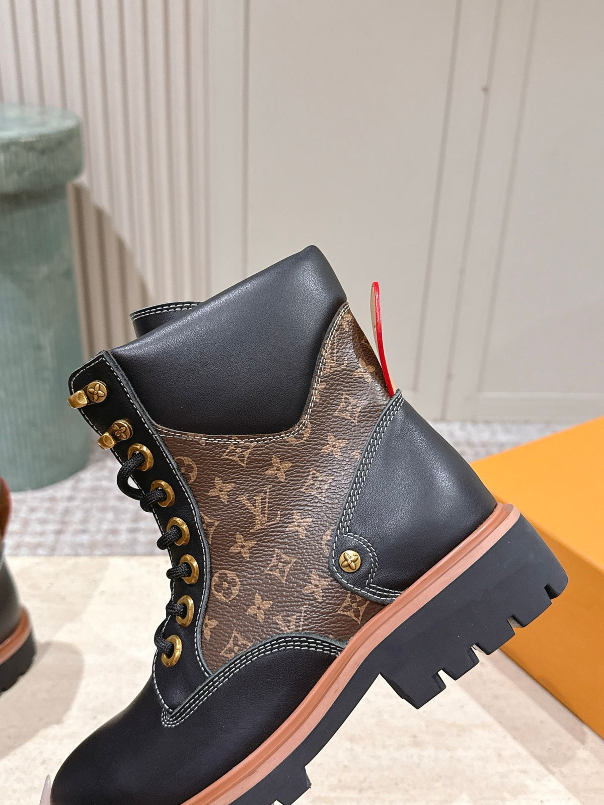 Women Boot Ranger