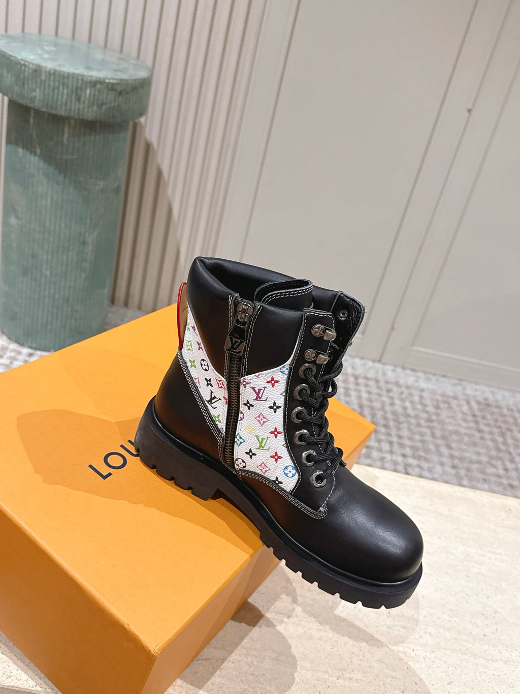 Women Boot Ranger
