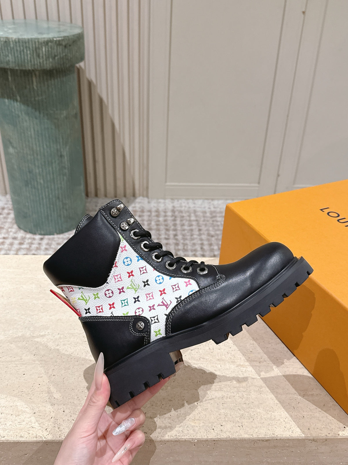 Women Boot Ranger