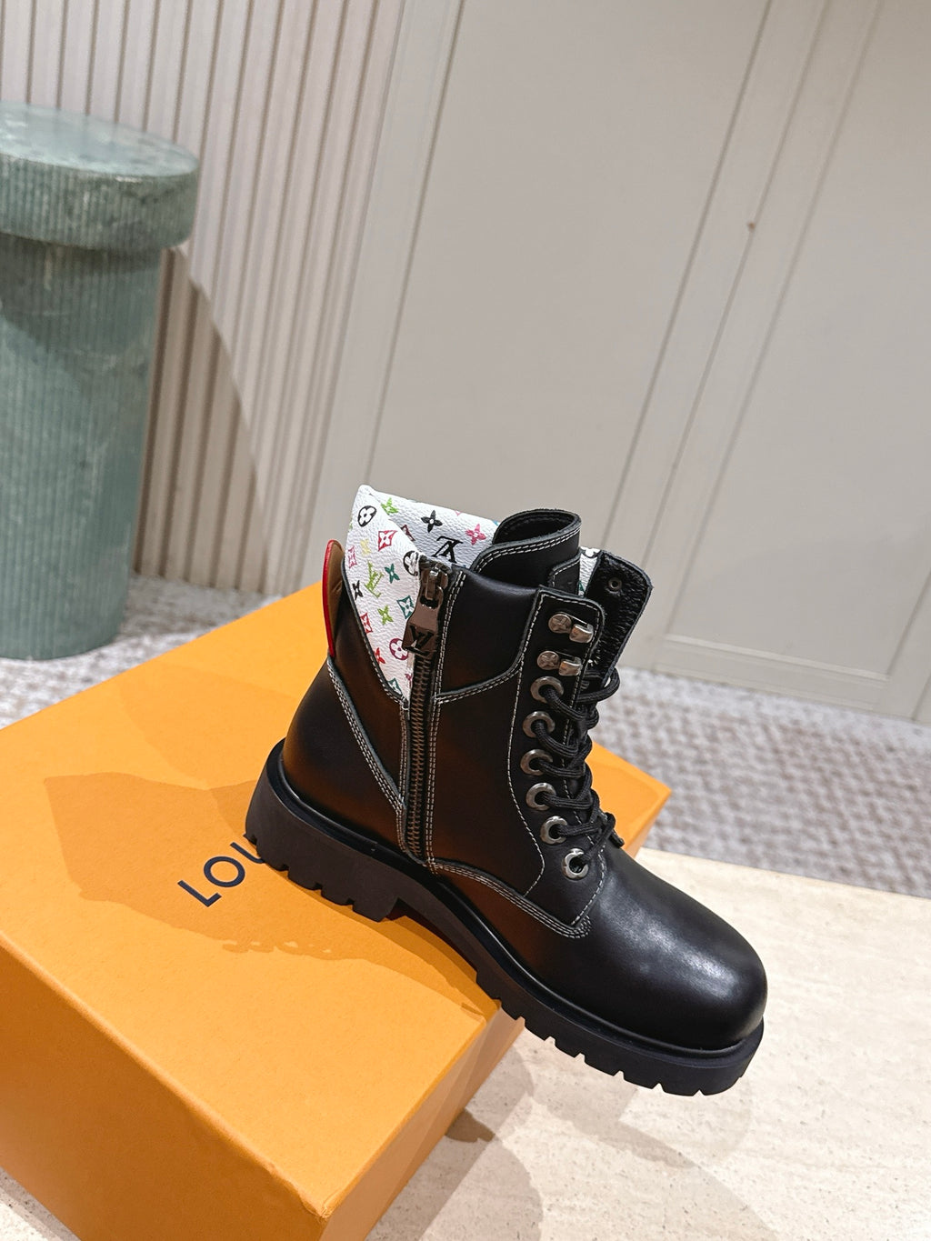 Women Boot Ranger