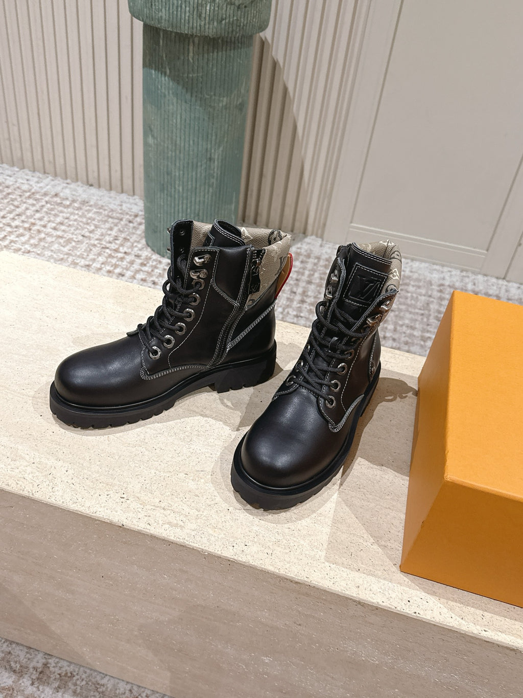 Women Boot Ranger