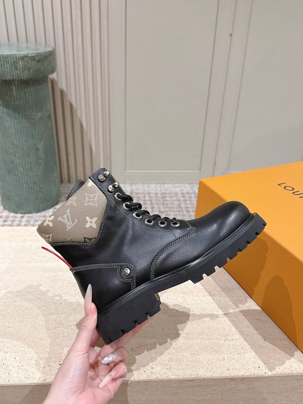 Women Boot Ranger