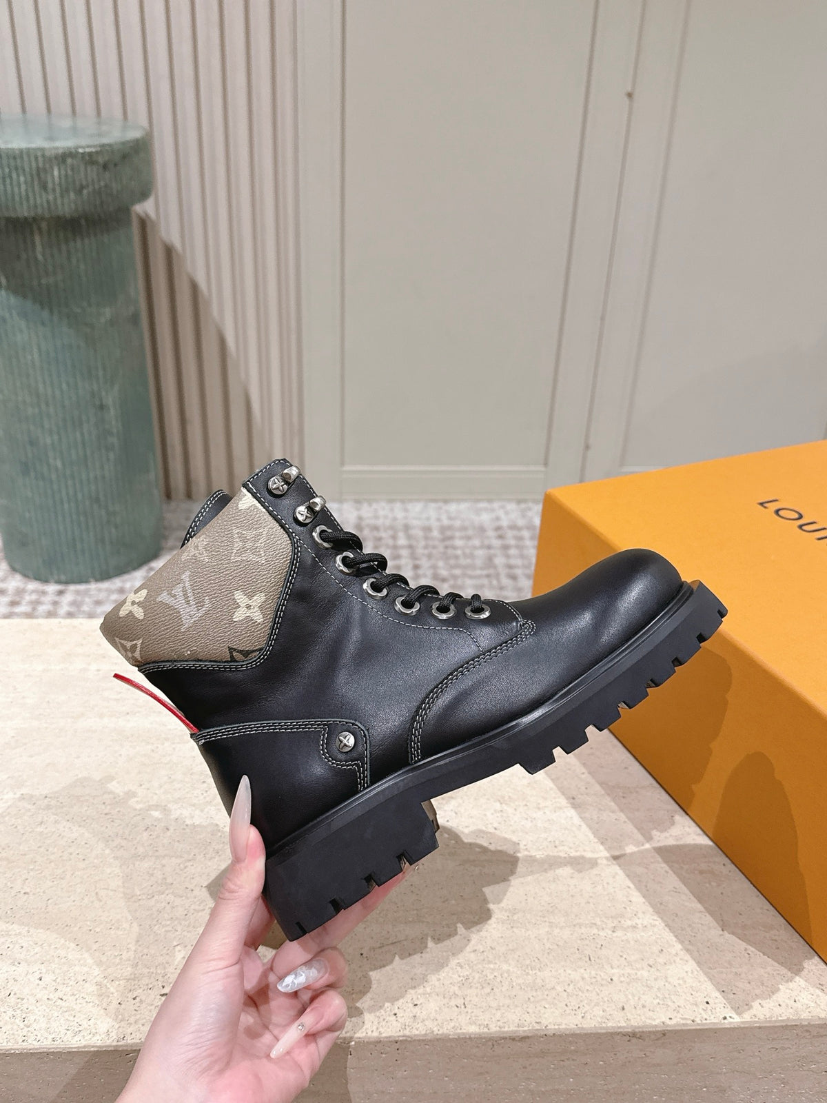 Women Boot Ranger