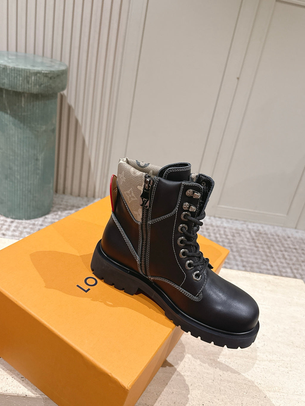 Women Boot Ranger