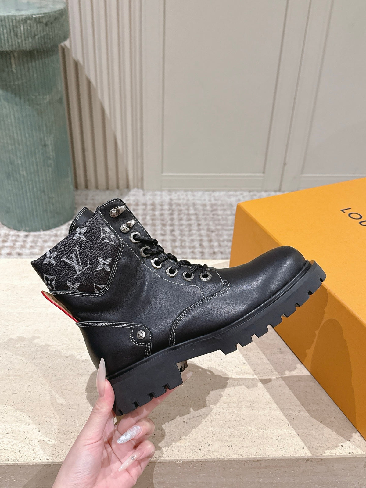 Women Boot Ranger