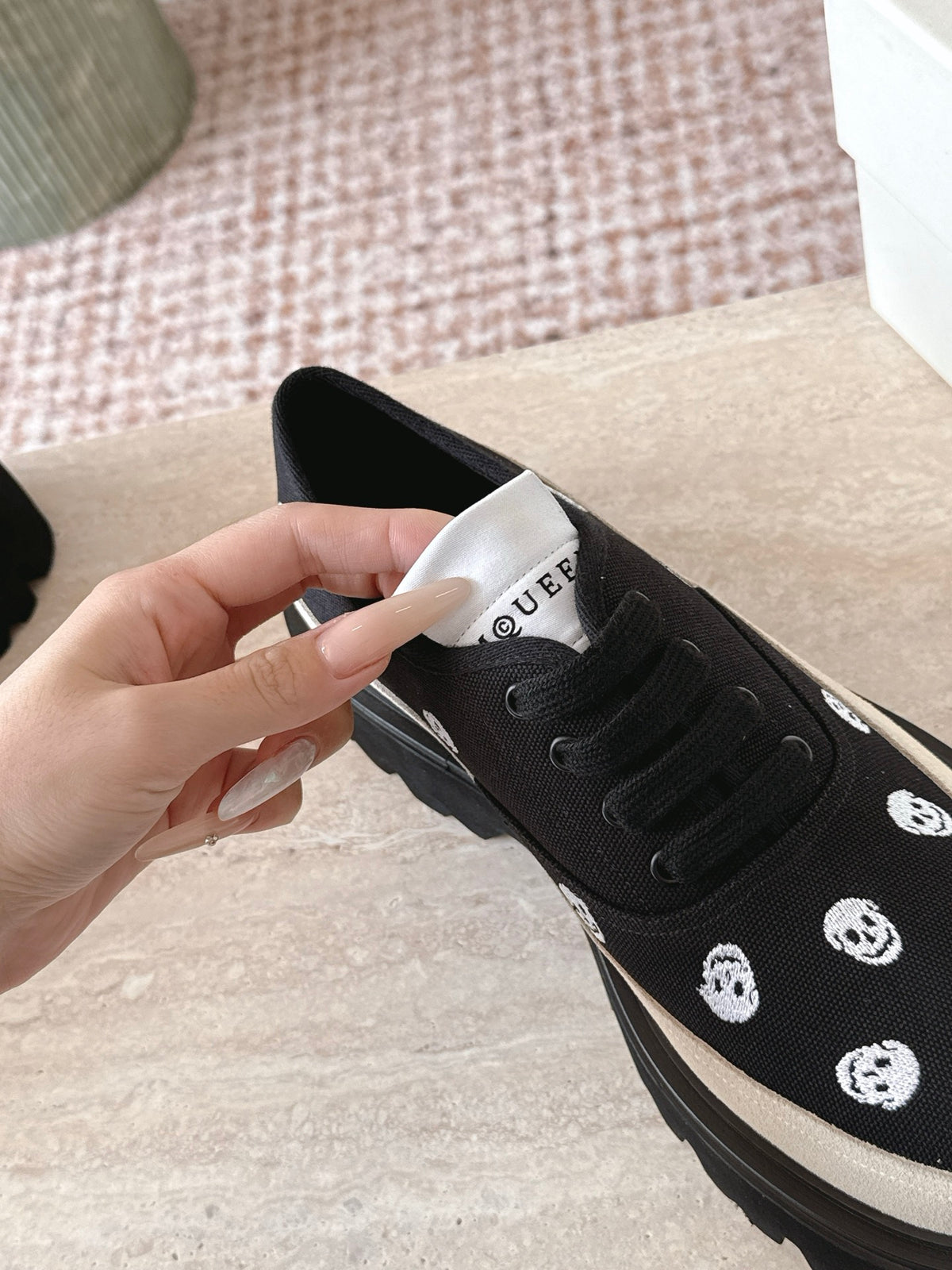 Ollie sneakers