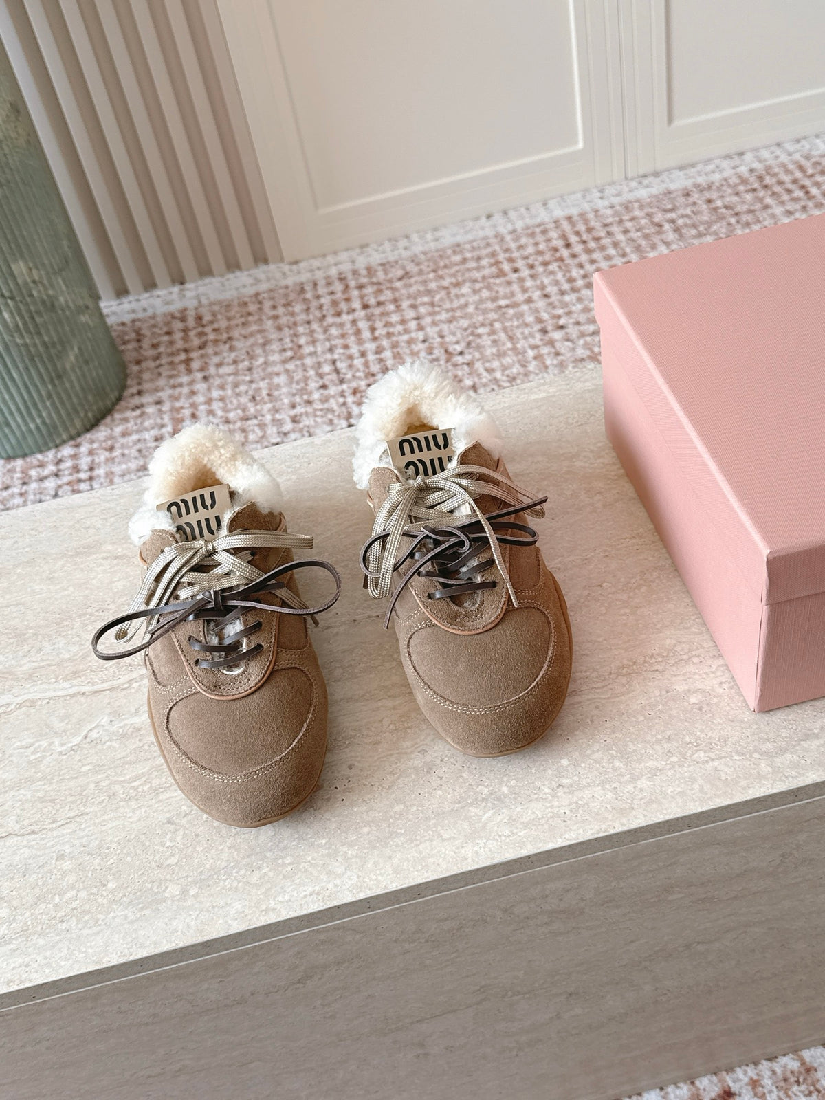 Gymnasium leather-trimmed suede sneakers