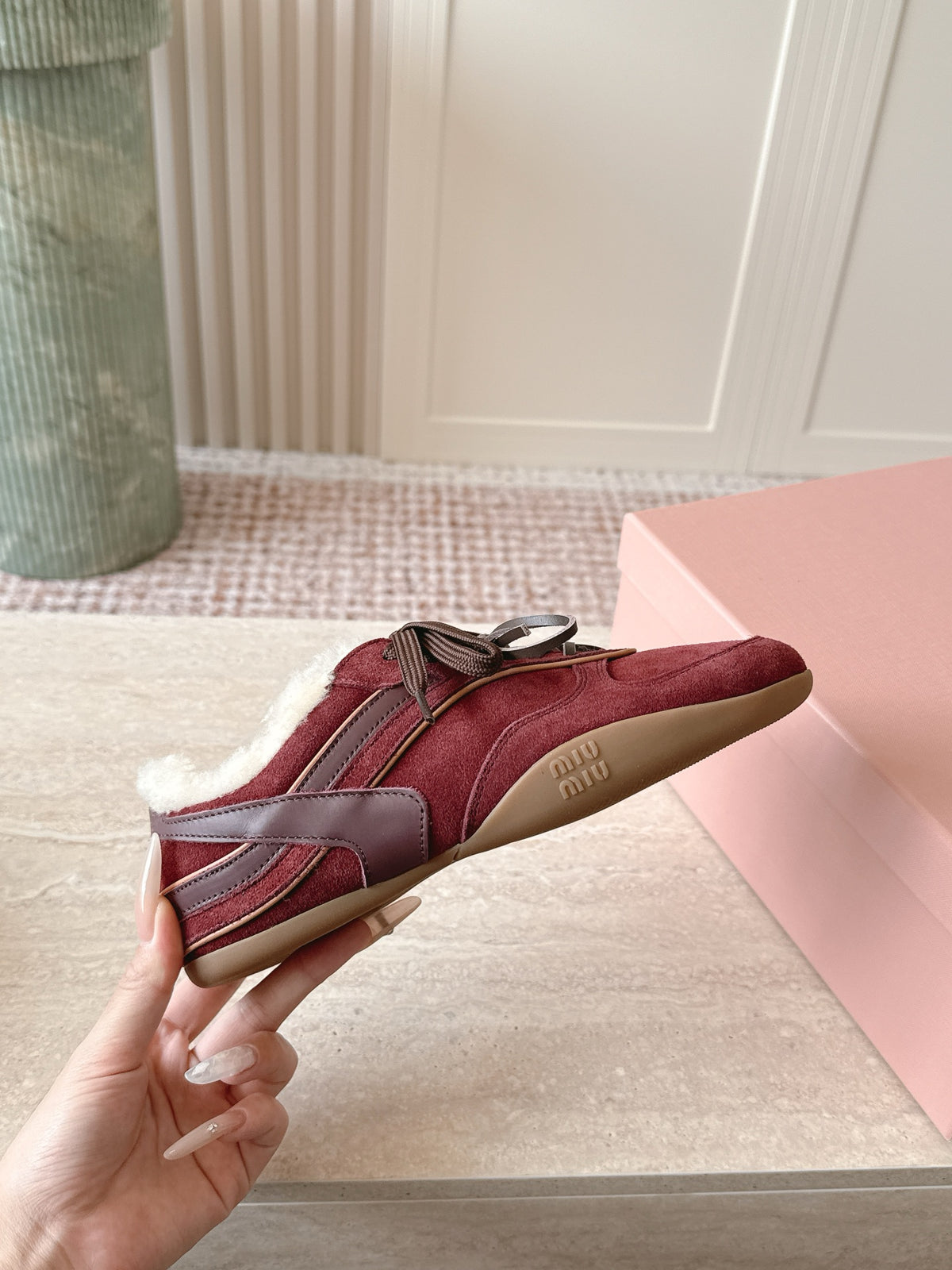 Gymnasium leather-trimmed suede sneakers