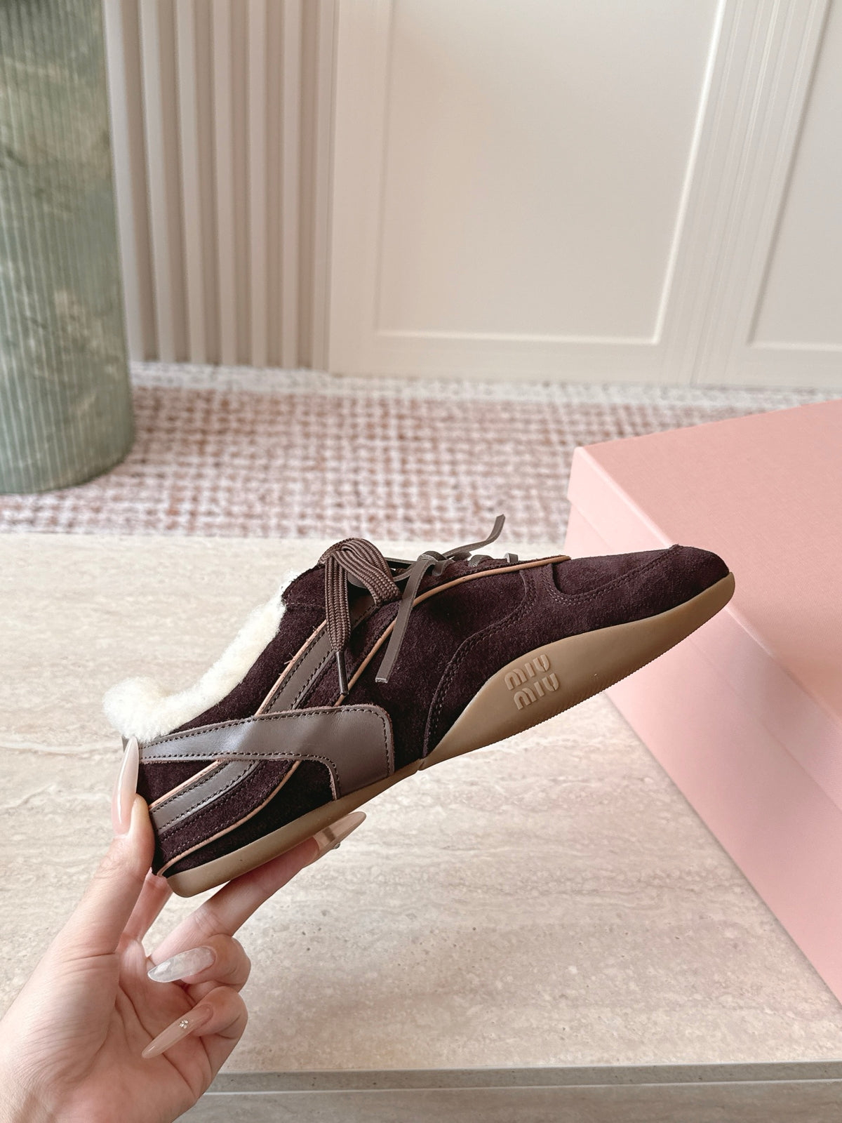 Gymnasium leather-trimmed suede sneakers